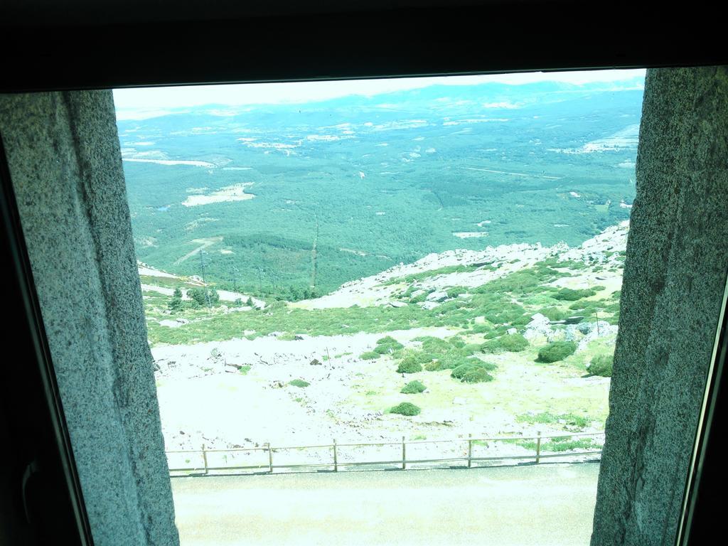 Hospederia Del Santuario De La Pena De Francia Hotel El Cabaco ภายนอก รูปภาพ
