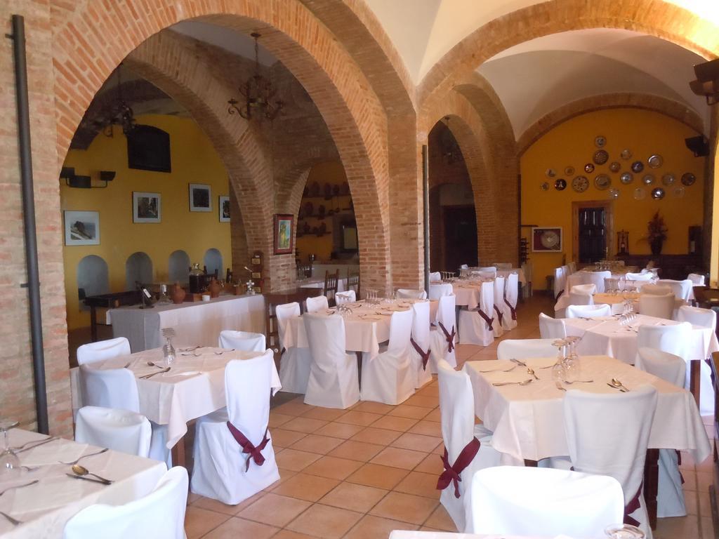 Hospederia Del Santuario De La Pena De Francia Hotel El Cabaco ภายนอก รูปภาพ